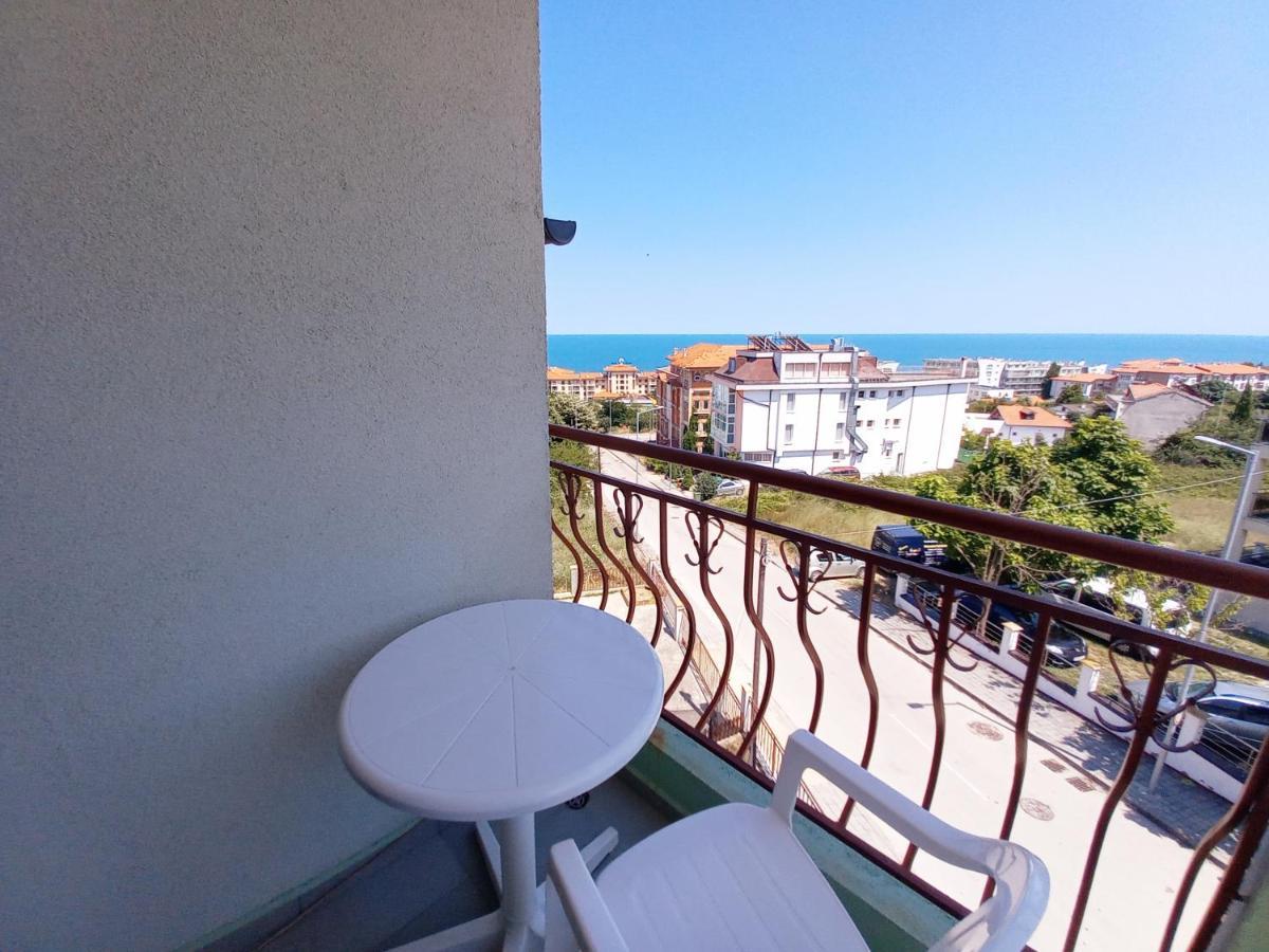 Family Hotel Amore Byala  Exterior photo