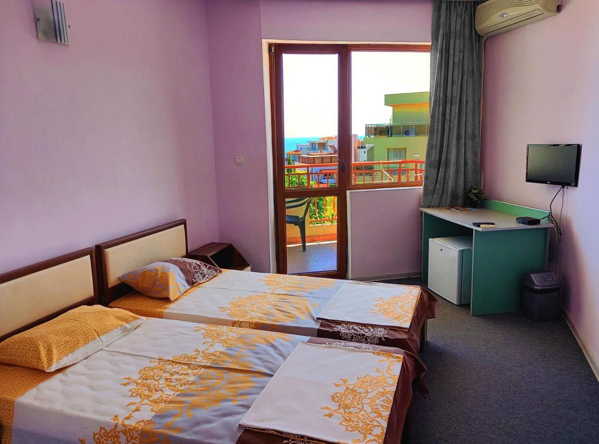 Family Hotel Amore Byala  Exterior photo