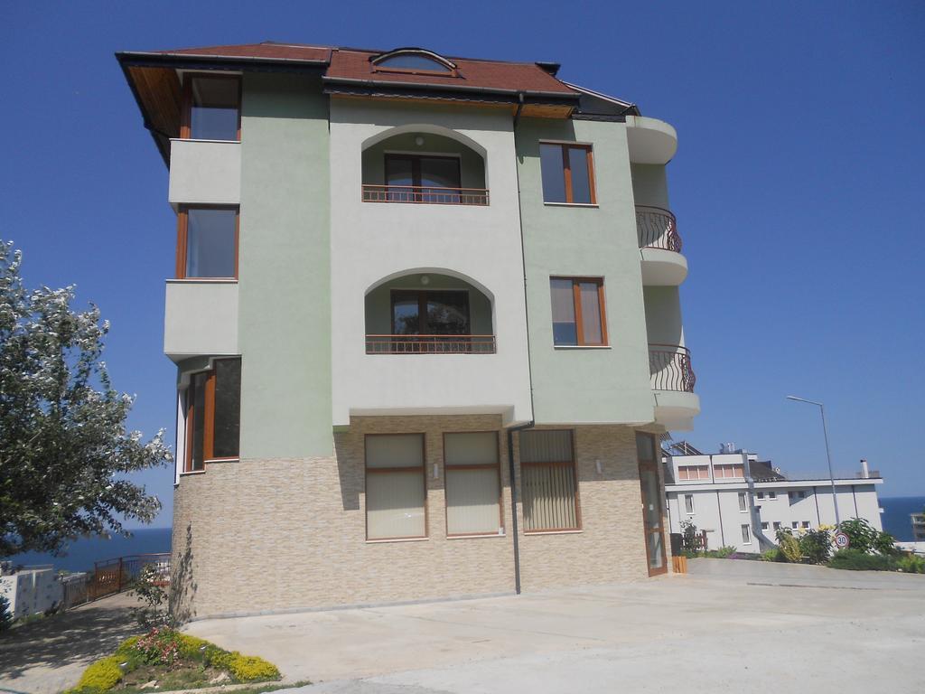 Family Hotel Amore Byala  Exterior photo