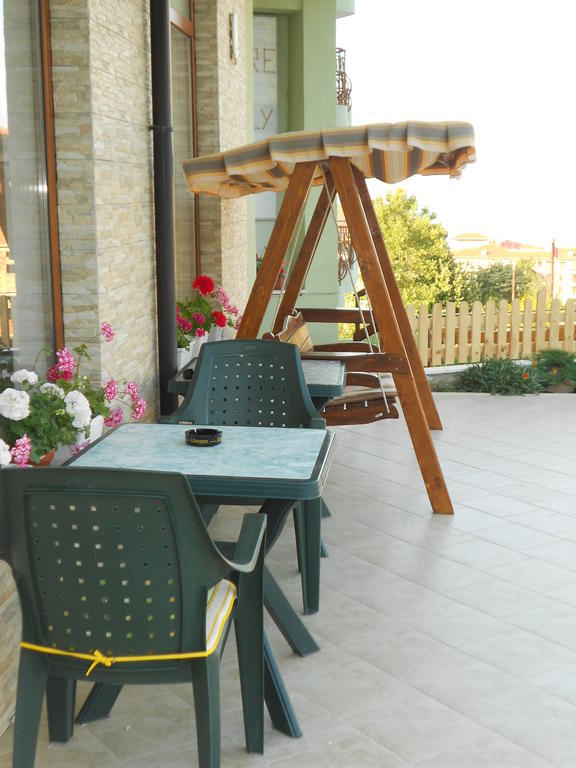 Family Hotel Amore Byala  Exterior photo