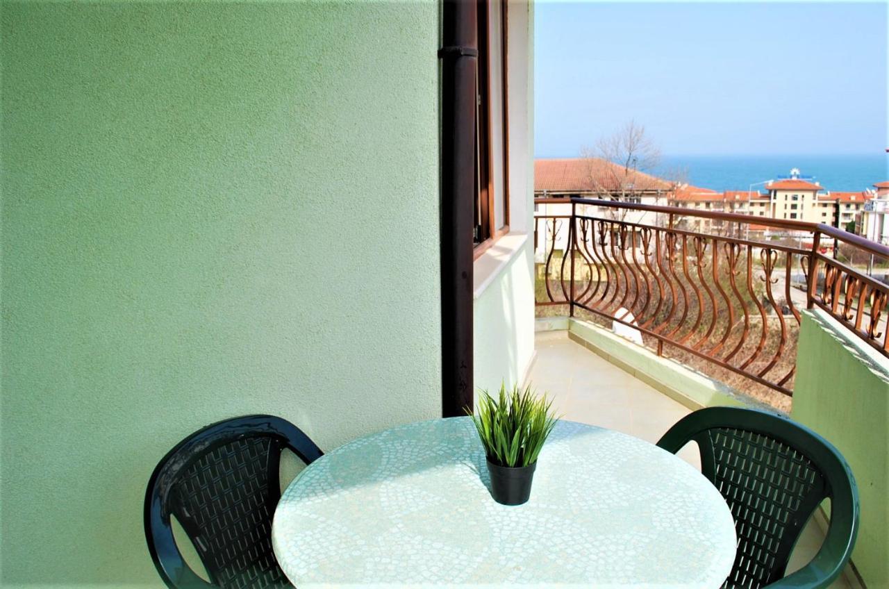 Family Hotel Amore Byala  Exterior photo